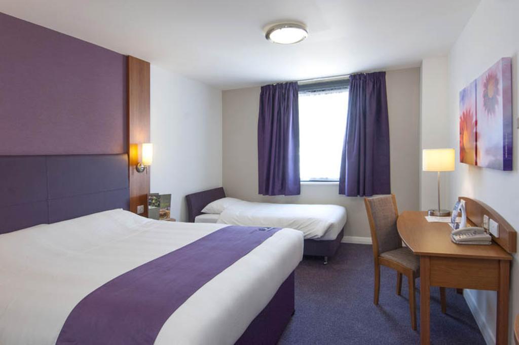 Premier Inn Liverpool Albert Dock Exterior foto